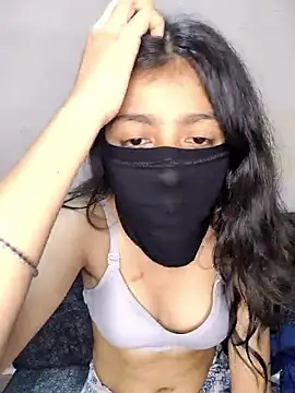Prihu143 online show from June 2026 04:44:01 PM