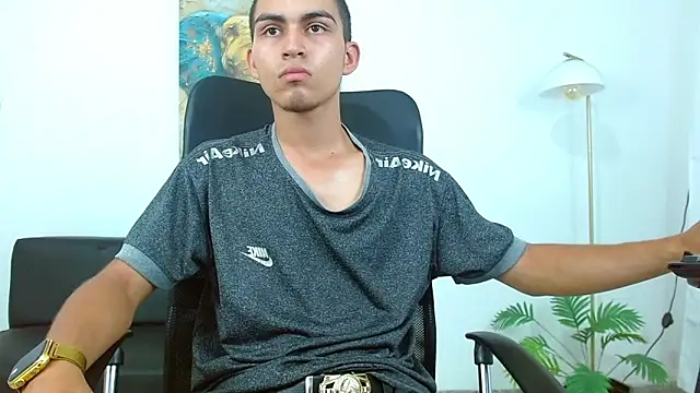 Snapshot of lucass_18 chatting on March 2026 11:10:02 PM lucass 18 online show from March 2026 11:10:02 PM