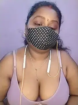 Snapshot of Tamil-Dhara chatting on May 2026 06:03:01 PM Tamil-Dhara online show from May 2026 06:03:01 PM