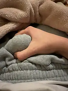 shyyyyy0 online show from March 2026 04:23:01 AM