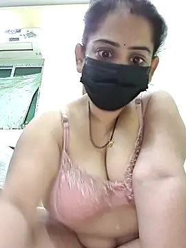Snapshot of sonalidey5564 chatting on April 2026 02:01:01 PM sonalidey5564 online show from April 2026 02:01:01 PM
