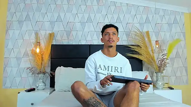 NoahOsorio online show from March 2026 06:51:02 PM