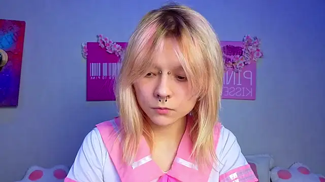 PerryKitty online show from May 2026 02:46:02 PM