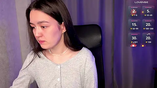 Snapshot of lilysolar chatting on April 2026 03:59:02 PM lilysolar online show from April 2026 03:59:02 PM