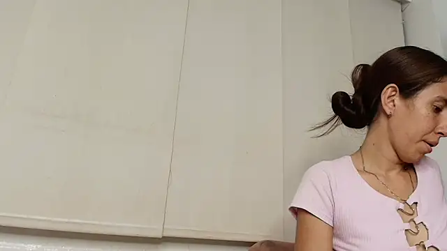 alix rada online show from May 2026 07:10:01 PM