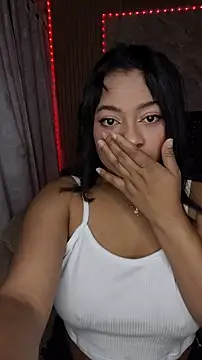 Snapshot of Saraa_M chatting on June 2026 02:41:02 PM Saraa M online show from June 2026 02:41:02 PM