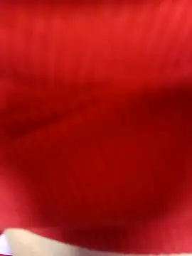 Yi Uzi online show from April 2026 12:35:01 AM