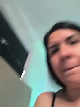 Annarhode online show from April 2026 07:00:02 PM