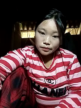 Snapshot of Snow-queen chatting on April 2026 06:58:01 AM Snow-queen online show from April 2026 06:58:01 AM