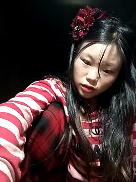 Snapshot of Snow-queen chatting on April 2026 09:27:01 PM Snow-queen online show from April 2026 09:27:01 PM