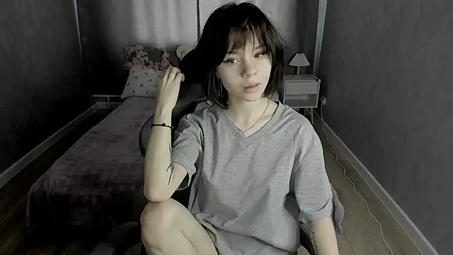 Loly Cuttie online show from May 2026 09:15:01 AM