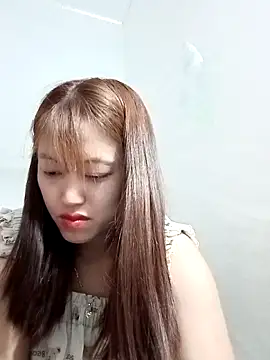 Snapshot of -Bitilu- chatting on April 2026 07:07:02 PM -Bitilu- online show from April 2026 07:07:02 PM