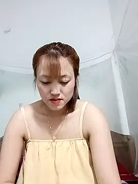 Snapshot of -Bitilu- chatting on April 2026 02:27:02 AM -Bitilu- online show from April 2026 02:27:02 AM