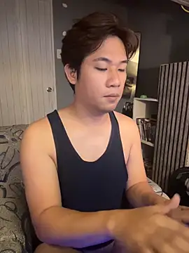 Snapshot of Titanryu chatting on April 2026 10:58:01 PM Titanryu online show from April 2026 10:58:01 PM