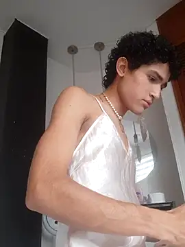 candylira31 online show from August 2026 05:37:02 PM