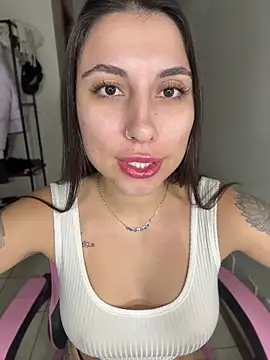 Carolzinhalux69 online show from June 2026 12:04:02 AM