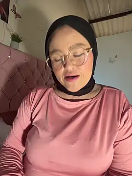 Snapshot of Marian_fadel chatting on June 2026 01:09:02 PM Marian fadel online show from June 2026 01:09:02 PM