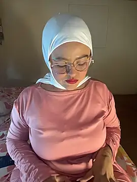 Snapshot of Marian_fadel chatting on June 2026 01:14:01 PM Marian fadel online show from June 2026 01:14:01 PM