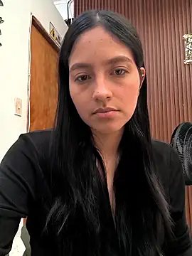 Snapshot of SophiaCastro09_ chatting on May 2026 12:42:01 PM SophiaCastro09 online show from May 2026 12:42:01 PM