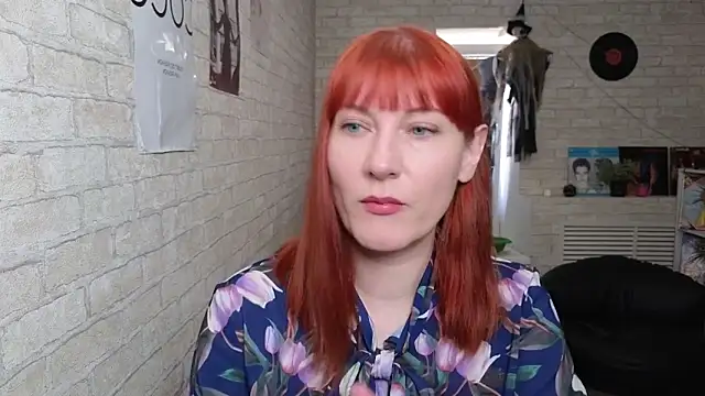 Snapshot of Cleo_Cosmik chatting on March 2026 06:14:01 AM Cleo Cosmik online show from March 2026 06:14:01 AM