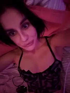 LolaLee18 online show from March 2026 11:32:02 AM