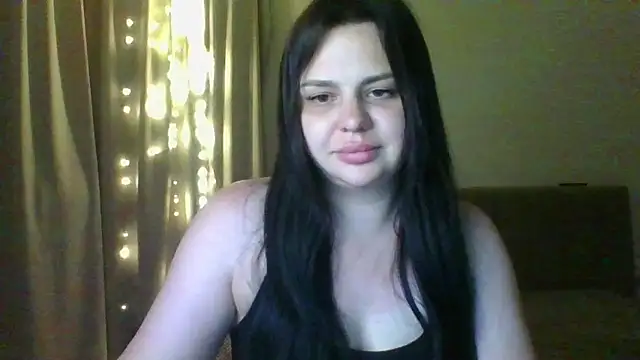 Snapshot of Dori_Cutie chatting on June 2026 06:02:01 PM Dori Cutie online show from June 2026 06:02:01 PM