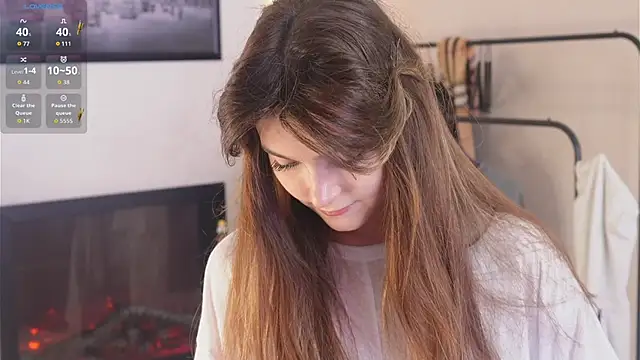 CherlyGuss online show from June 2026 03:22:02 AM