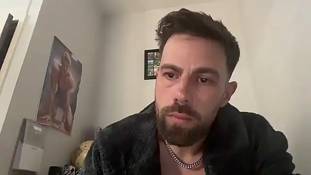 Snapshot of DaveRoyale chatting on April 2026 09:28:02 AM DaveRoyale online show from April 2026 09:28:02 AM