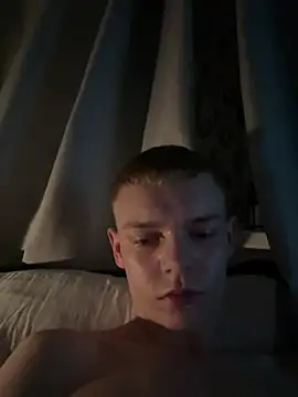 Snapshot of Ricowhiteteeth chatting on March 2026 04:12:02 AM Ricowhiteteeth online show from March 2026 04:12:02 AM