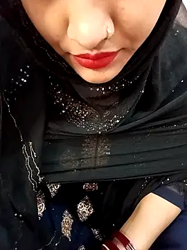 Snapshot of Miss_Noor__ chatting on April 2026 05:34:01 AM Miss Noor online show from April 2026 05:34:01 AM