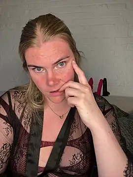 SexyBlondJoanna-Exclusief online show from April 2026 05:14:01 PM