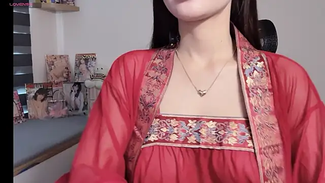 Snapshot of Reina_Sweet chatting on May 2026 04:08:01 AM Reina Sweet online show from May 2026 04:08:01 AM