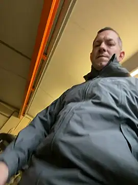 Snapshot of Fazza76 chatting on March 2026 09:53:01 AM Fazza76 online show from March 2026 09:53:01 AM