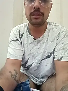 herochoclateboy online show from May 2026 05:08:01 PM