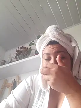 Amalianoir online show from May 2026 05:34:02 PM