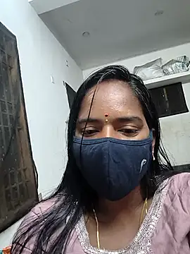 Snapshot of Tamil_Sangeetha chatting on April 2026 08:28:02 PM Tamil Sangeetha online show from April 2026 08:28:02 PM