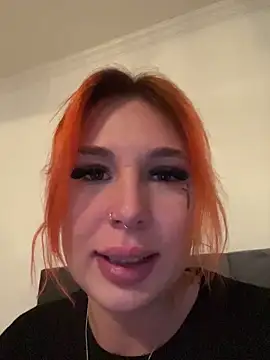 devilinhereyes online show from April 2026 06:27:01 PM