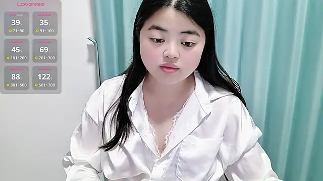 Snapshot of 77--bb chatting on April 2026 09:28:02 PM 77--bb online show from April 2026 09:28:02 PM