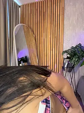 EmmaVonn online show from May 2026 07:52:02 PM