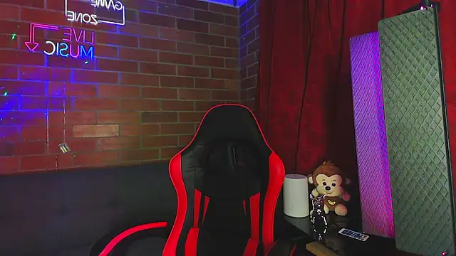 Snapshot of adisson2_ chatting on March 2026 05:19:01 AM adisson2 online show from March 2026 05:19:01 AM