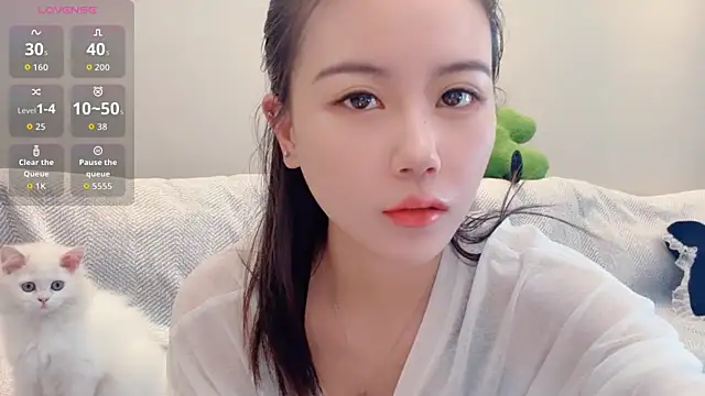 Snapshot of huxierbaby chatting on May 2026 08:08:02 AM huxierbaby online show from May 2026 08:08:02 AM
