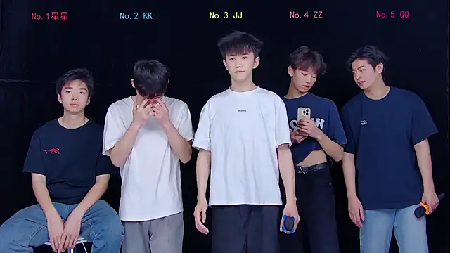 Snapshot of KOboys-818 chatting on April 2026 02:35:01 AM KOboys-818 online show from April 2026 02:35:01 AM