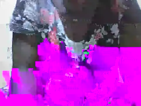 Snapshot of Nqobie chatting on April 2026 06:09:01 PM Nqobie online show from April 2026 06:09:01 PM