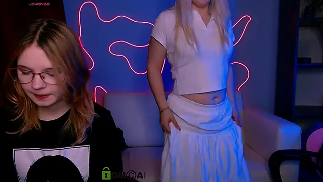 callmevivien online show from April 2026 07:07:02 PM