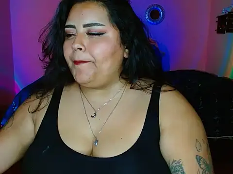 LunaAddittion online show from June 2026 02:10:01 AM