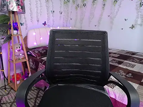 Snapshot of Naughty_Stripgirl0 chatting on April 2026 07:44:01 AM Naughty Stripgirl0 online show from April 2026 07:44:01 AM