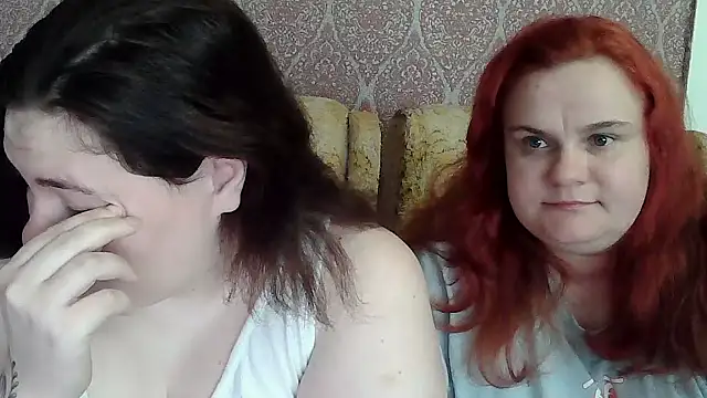 AmirahLaveyQx online show from April 2026 07:28:01 AM