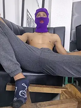 Snapshot of big_cock2016 chatting on April 2026 08:50:02 PM big cock2016 online show from April 2026 08:50:02 PM