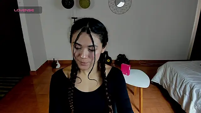 FreyaRouge online show from April 2026 02:36:02 PM
