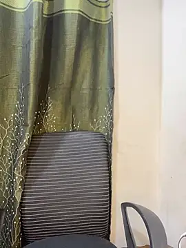 Cutiepie- online show from May 2026 05:40:02 PM